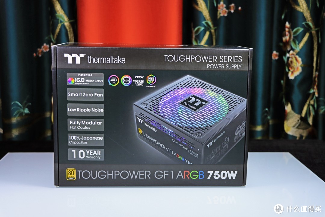 RGB 金牌电源，TT TOUGHPOWER GF1 ARGB 750W