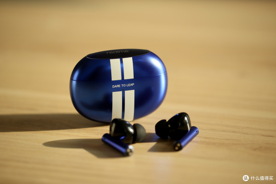 realme真我budsair3开箱42db深海降噪降噪颜值全在线