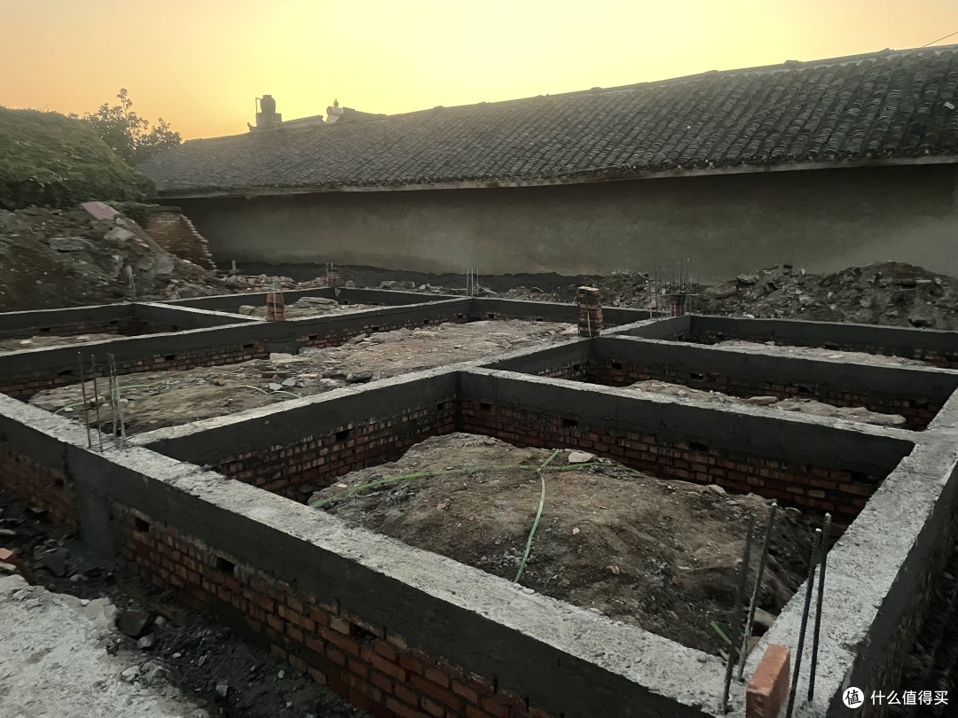 钢筋混凝土地圈梁
