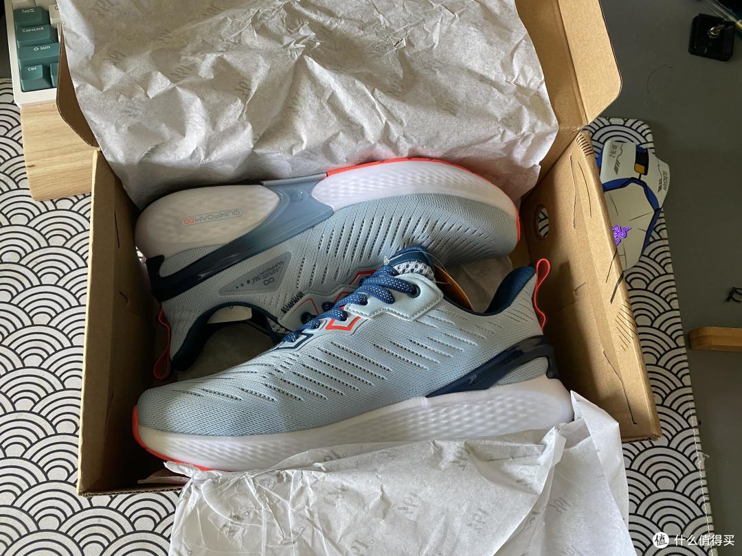 我的跑步装备入手361q弹飞翼20跑鞋简单开箱