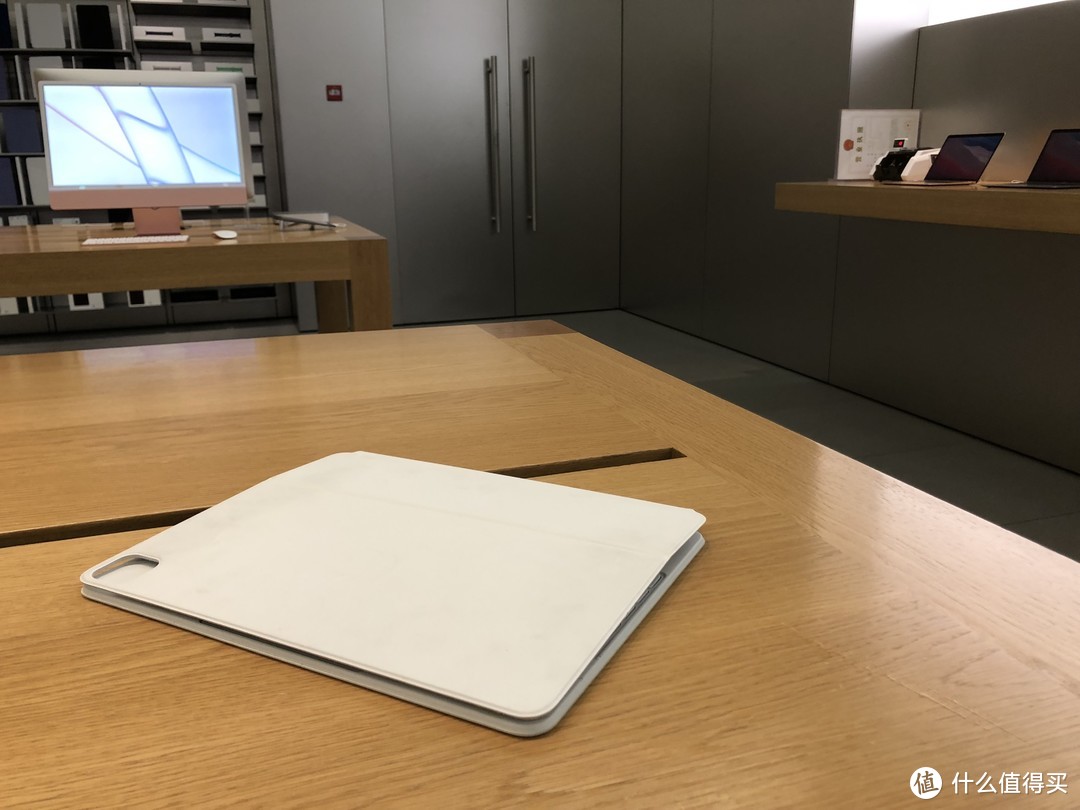 生产力神器iPad Pro 全家桶的必备品可能是....AC+