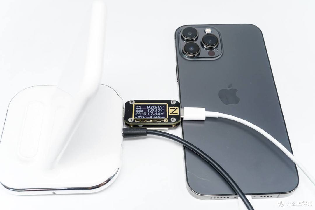 鹏元晟立式无线充电器评测立式无线充桌面充电器