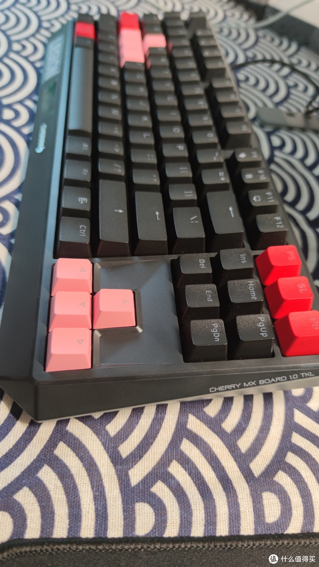 最便宜的樱桃cherry键盘-樱桃MX1.0无光版本-跌落神坛的樱桃键盘也玩起了性价比？京东秒杀199礼盒版本