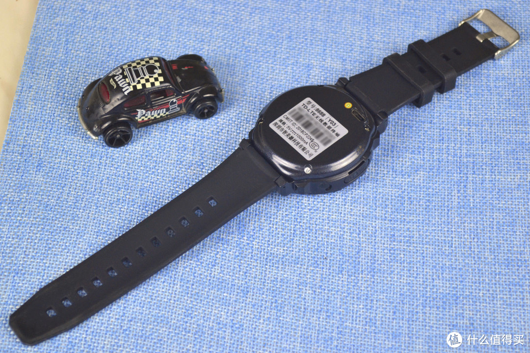 儿子的第一件穿戴设备 DIDO学生智能手表Y03