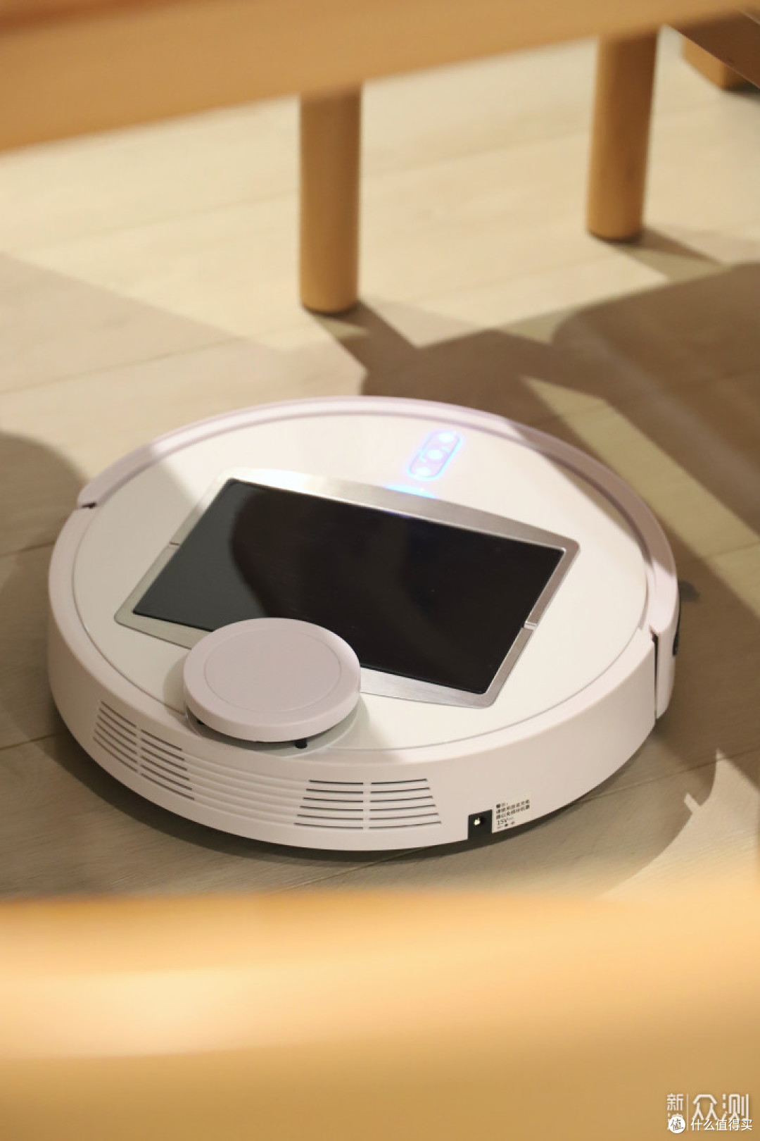 pureatic激光智能扫地机02带你走进极简生活