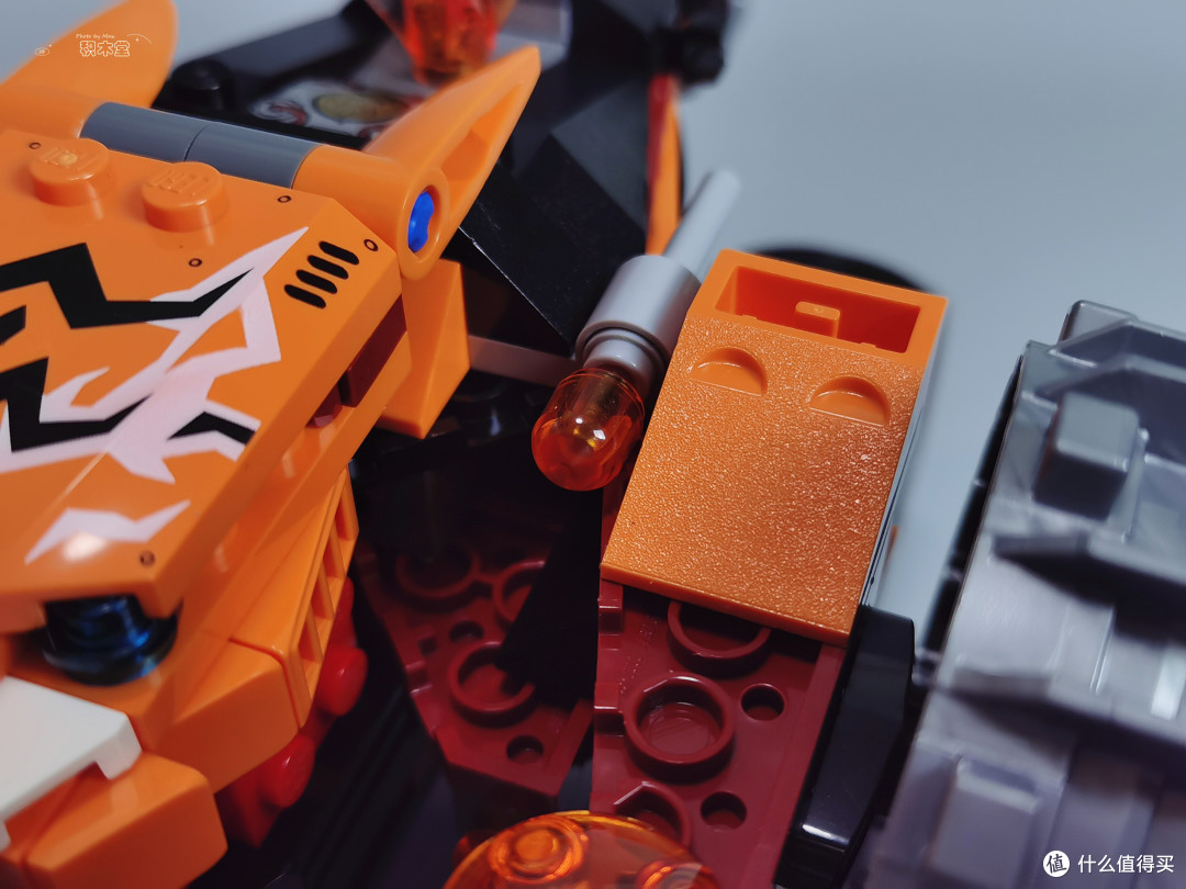 乐高考古计划篇一70222虎参谋的双面黑火战车