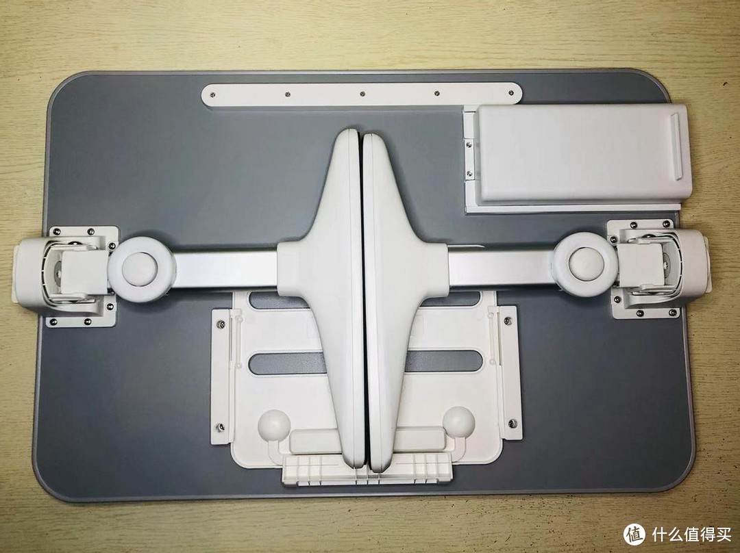 赖床必备神器，ORICO折叠电脑桌使用分享，跟你想得很不一样