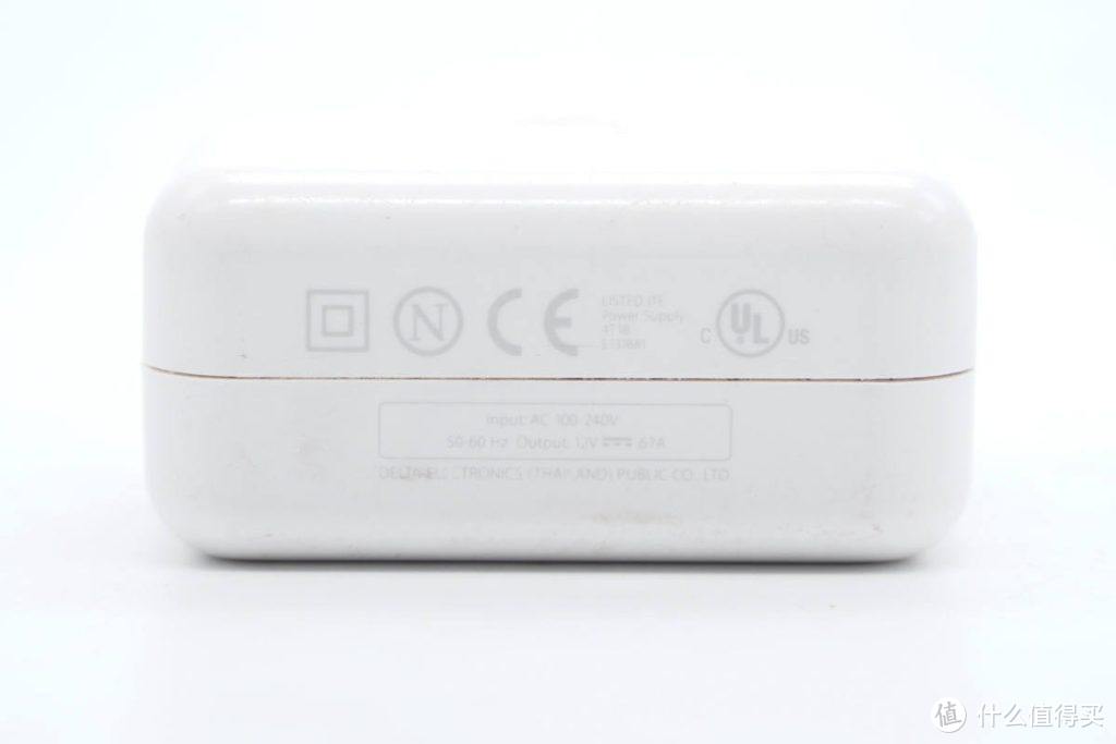 拆解报告：Apple苹果iPod火线12V充电器A1070