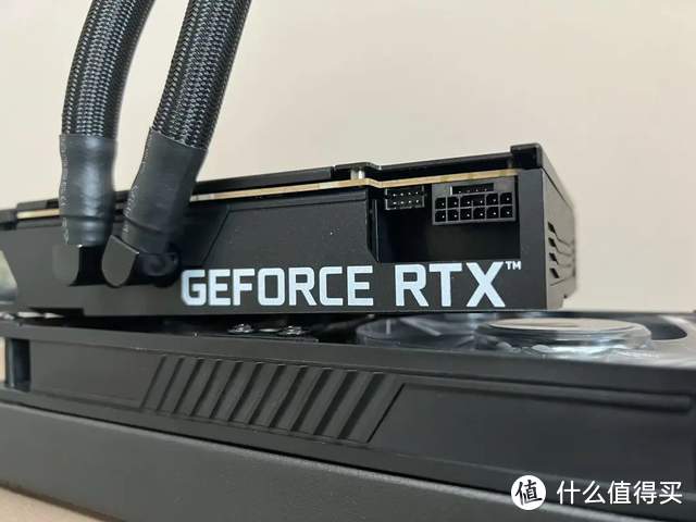 首发测试 | iGame GeForce RTX 3090 Ti 生产力 游戏 全能显卡