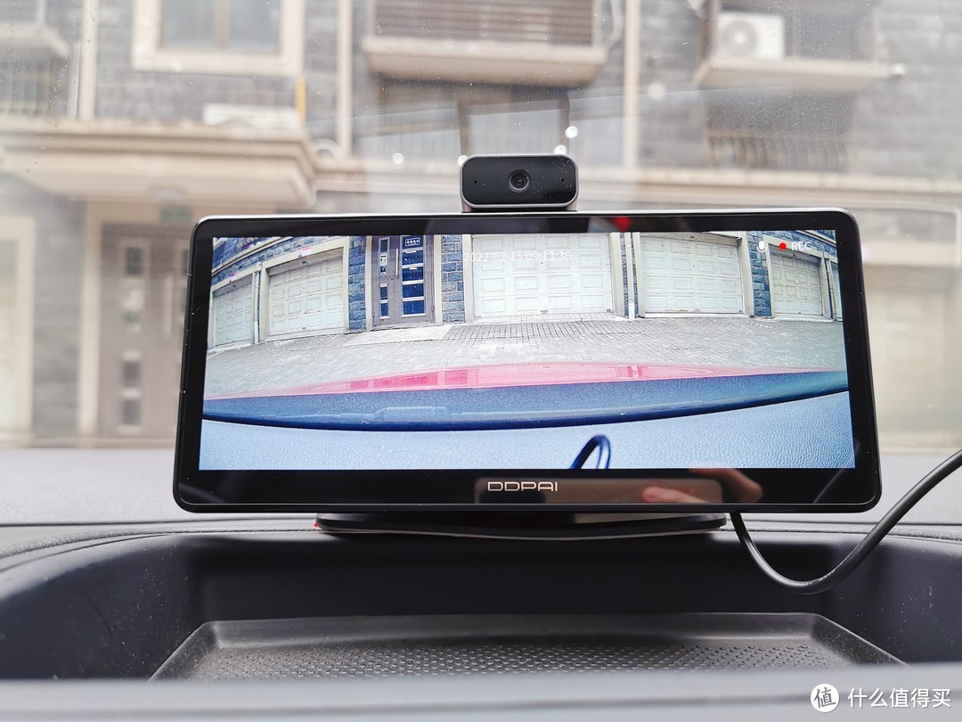 盯盯拍车载智慧屏S50，行车交互新视界