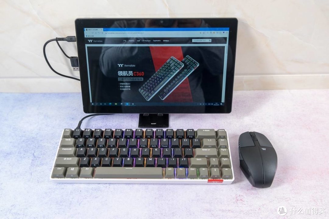 TT领航员C360 RGB三模无线机械键盘和剑客X1三模鼠标体验