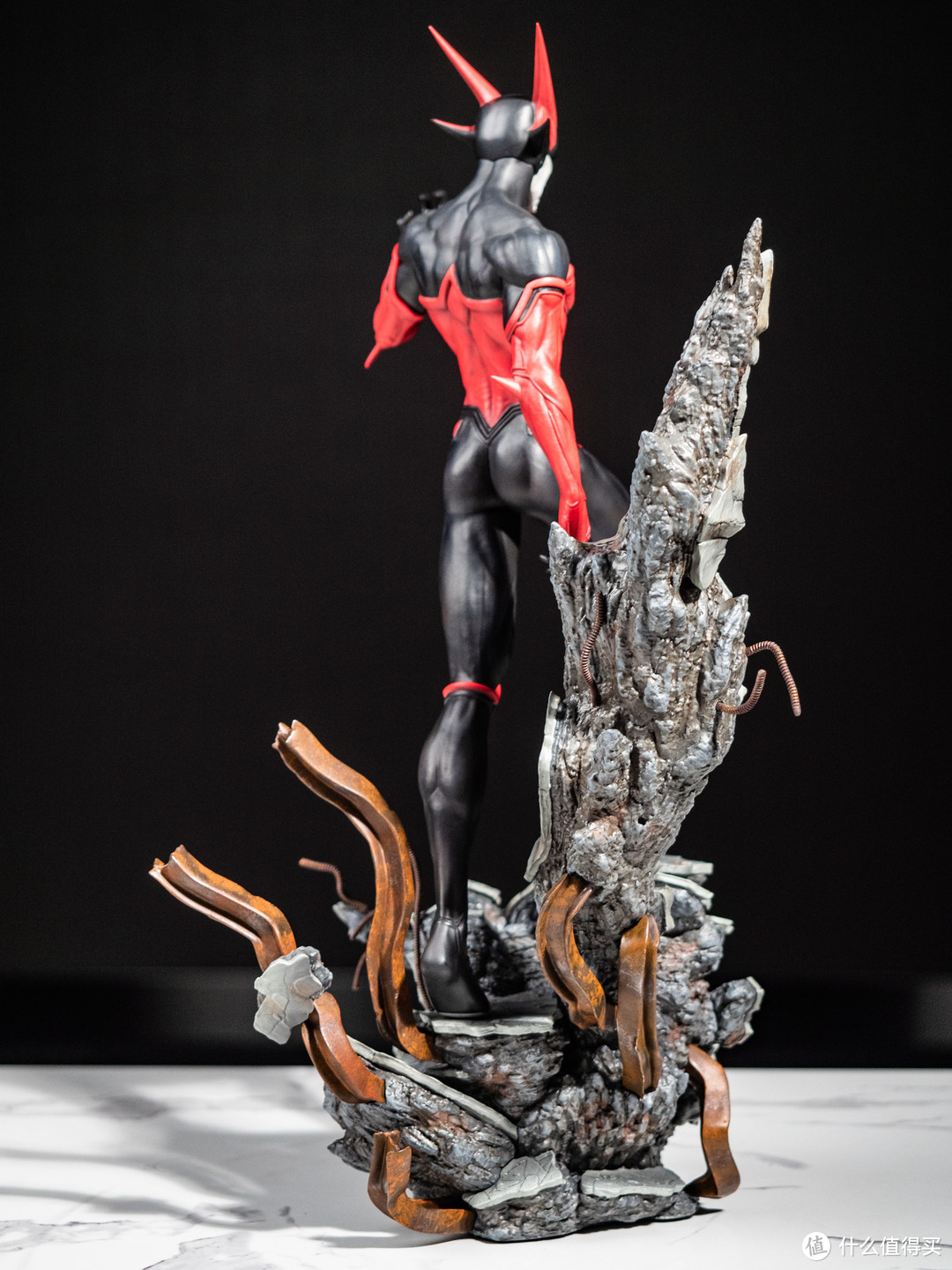 總體來說,這款 kitsune statue 的《zetman超魔人》雕像還是非常優秀