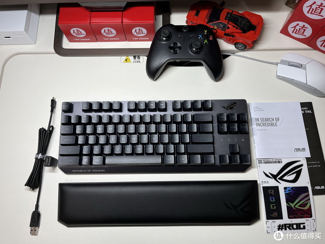 蓝牙+2.4G+有线：精简桌面的升级，ROG玩家国度游侠RX红轴无线三模键盘