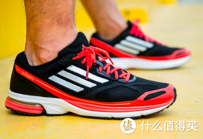 减肥路上不可少 轻盈舒适的脚感 ─ adidas adizero及黄金配搭的跑步速干T恤推荐