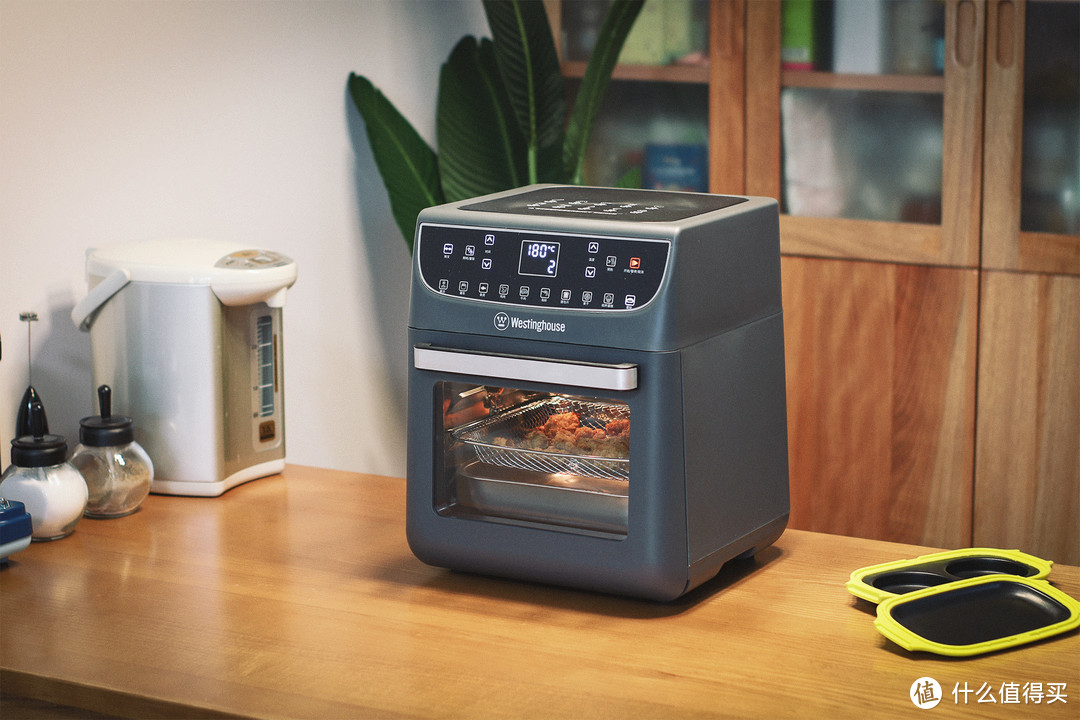 厨房小白照样实现烧烤自由，西屋新款空气炸烤箱体验