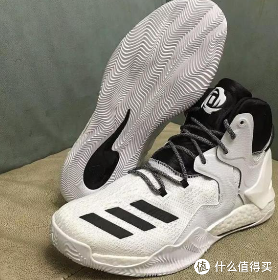 经典的二次元设计-减脂路上不孤单-搭载切割系统 - adidas ROSE