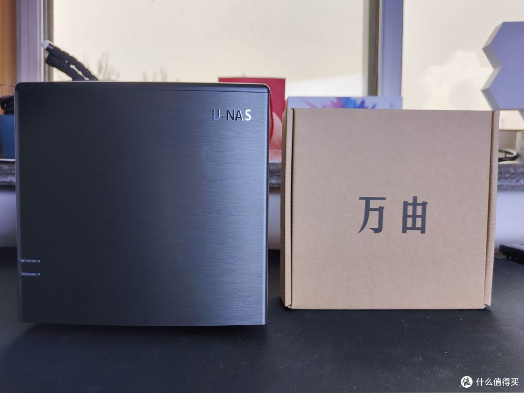 吃了尼卡果实的自由NAS!八千字深扒万由硬件与系统!附赠新手保姆级使用+优化指南!