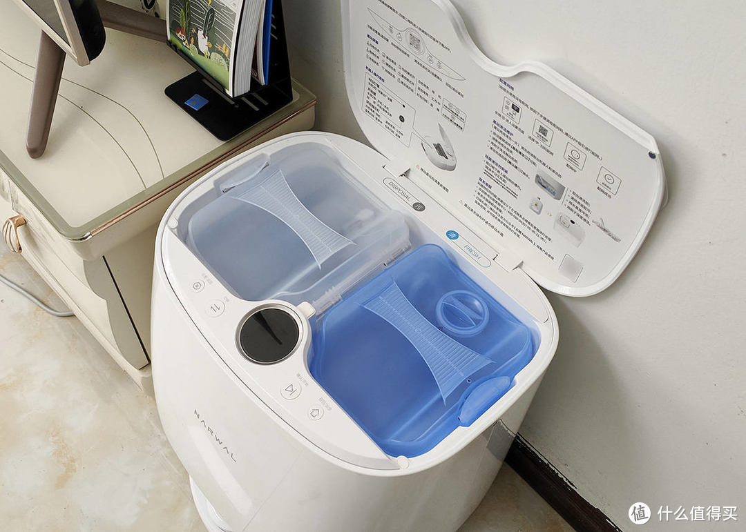 这是洗衣机还是扫地机，它还会自己洗拖布，云鲸J2扫拖一体机使用体验