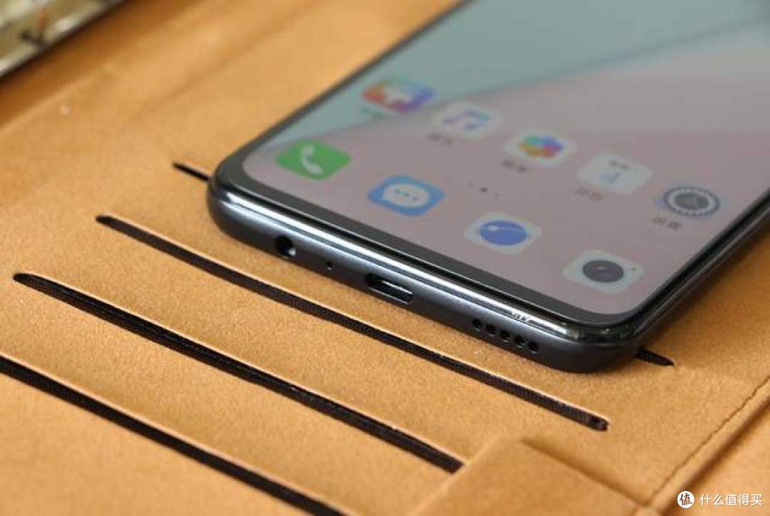 手机篇二十一这是千元机内存自由够大才更爽荣耀play6t首发测评