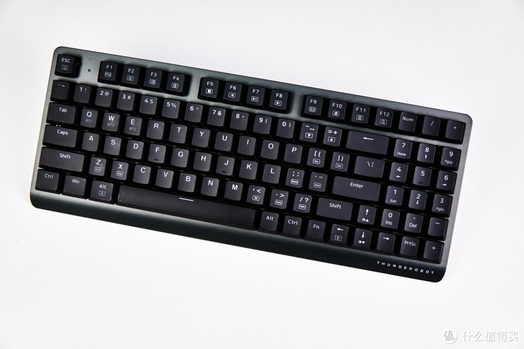 适合办公的机械键盘，超矮轴轻盈舒适，雷神KC3094体验爽快