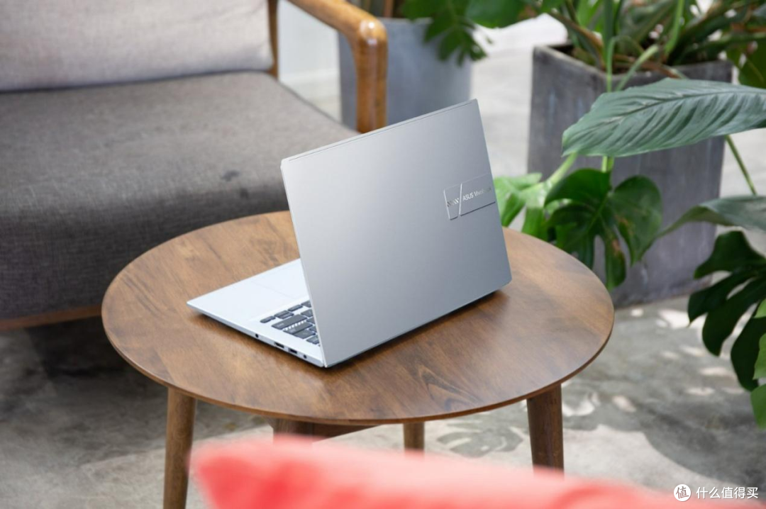 强哥图文生活 篇六十二:全能大师华硕无畏pro14,于细节处见真知