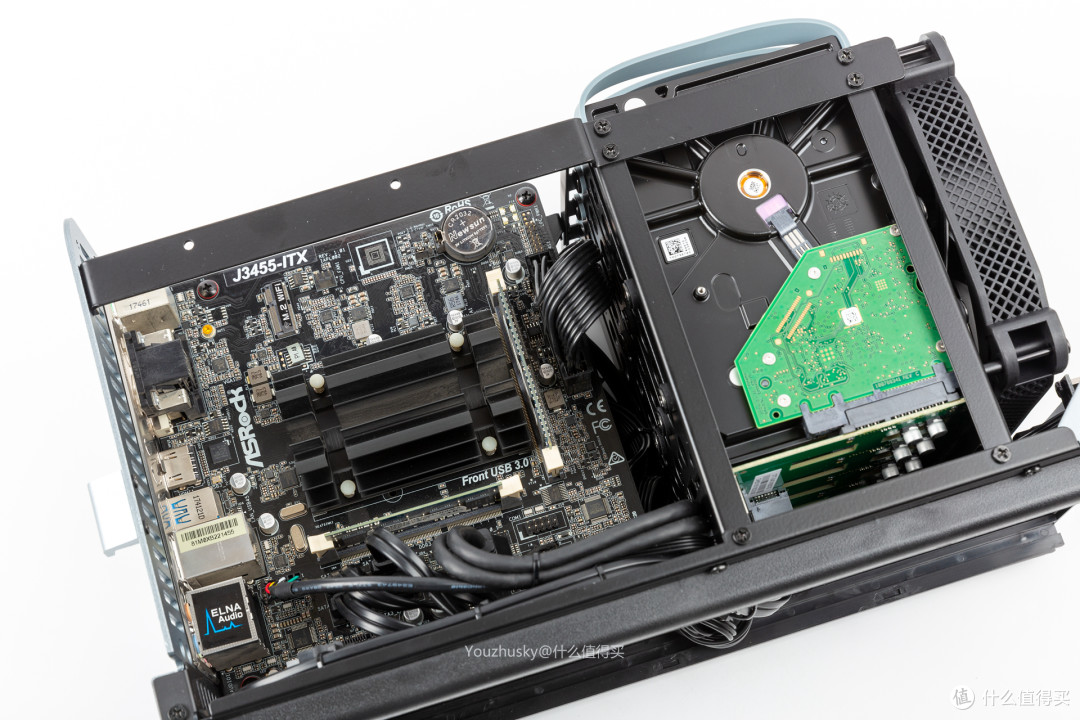 内胆的另一侧,华擎j3455-itx主板