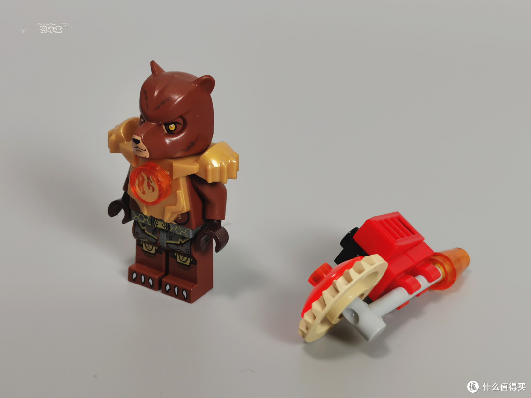 乐高考古计划-70223 冰熊王的超级机甲巨熊