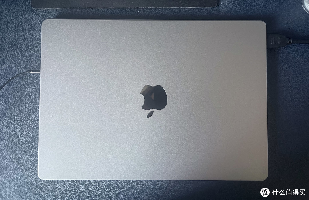 Macbook Pro 本体