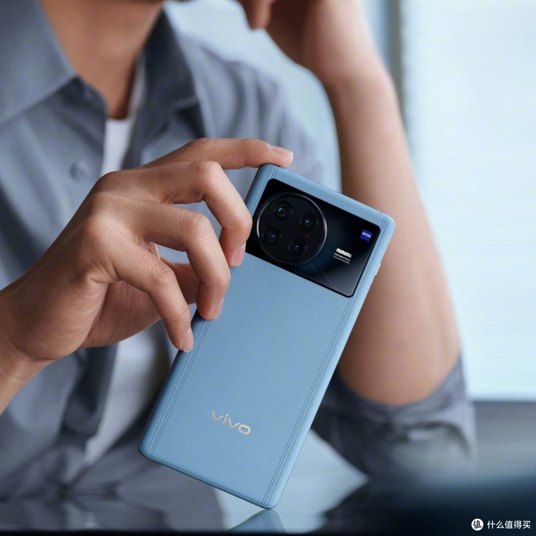 vivo发布会三款新品重磅登场折叠屏来了