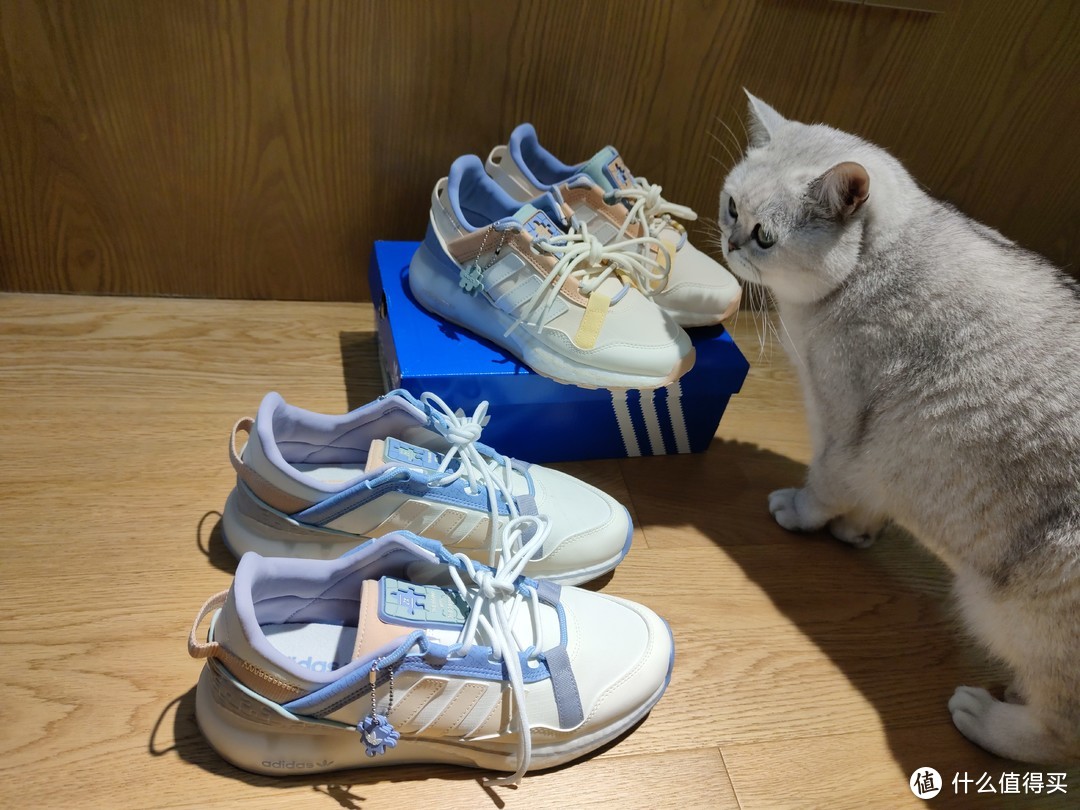 情人节礼物，老婆看了也想要 Adidas三叶草ZX 2K BOOST PURE