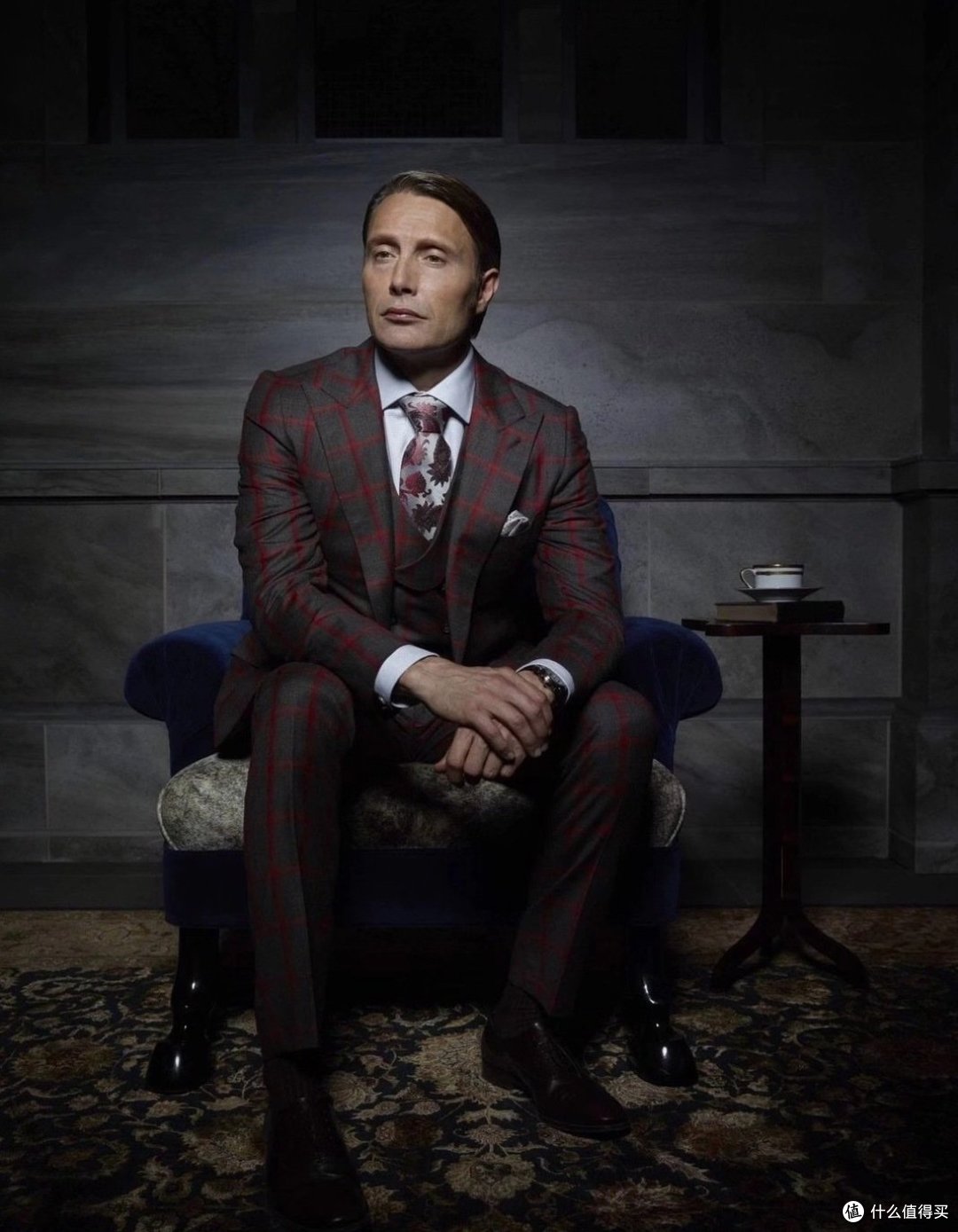 神奇动物3顶替德普出演大反派,为什么"拔叔"总能把西装穿得魅力四射?