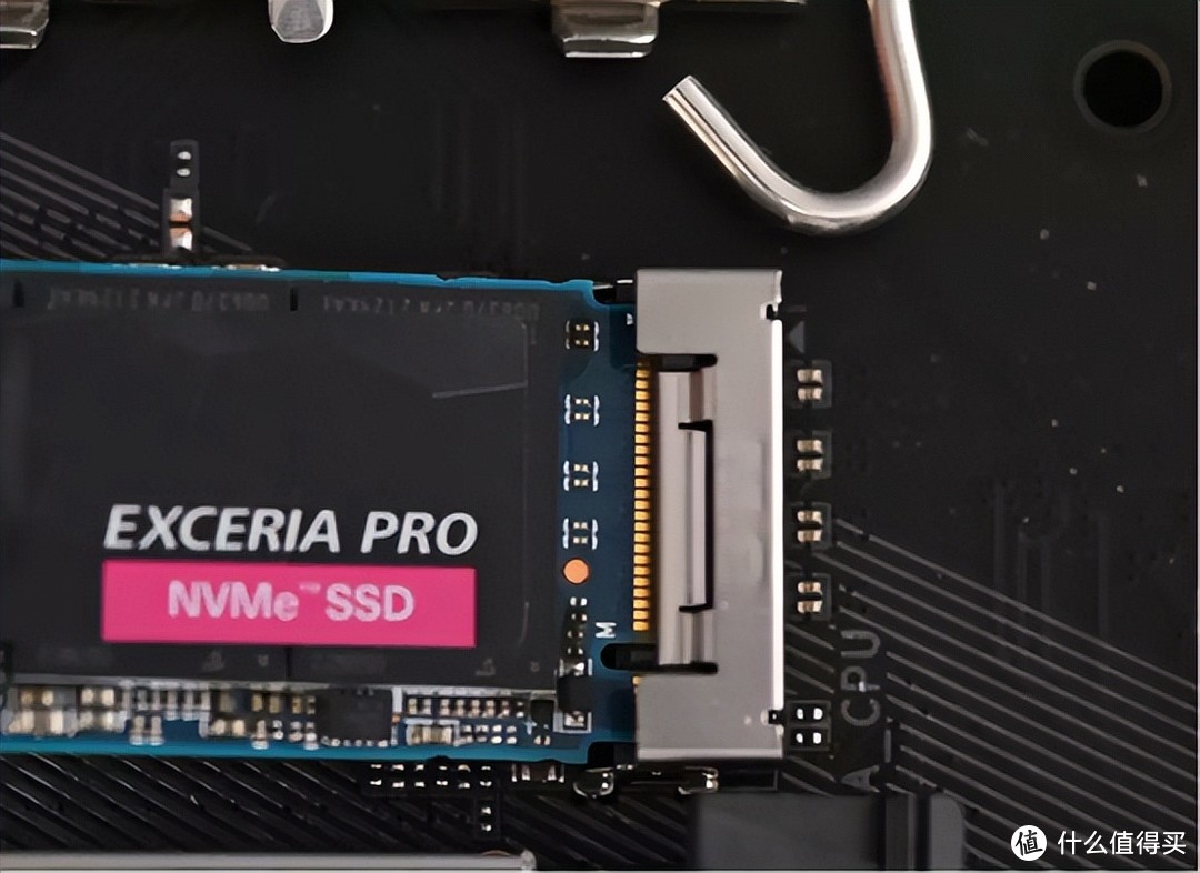 价格低至千元，PCIe4.0最强性价比固态硬盘，铠侠EXCERIA PRO SE10体验