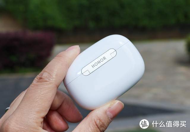 全球首款测体温耳机！荣耀年度力作Earbuds 3 Pro称得上国货之光吗？