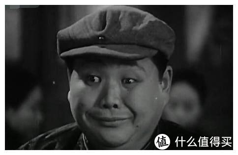 这版也是在1956的一部电影。讲的是火焰山孙悟空大战牛魔王的故事。尤光照的猪八戒和袁立祥一样也没多少人知道。但是他的演技很是出众。在当时的“泰山”“永华”“邵氏”“新华”“电懋”等电影公司都拍摄过电影。现存作品大约有105部。