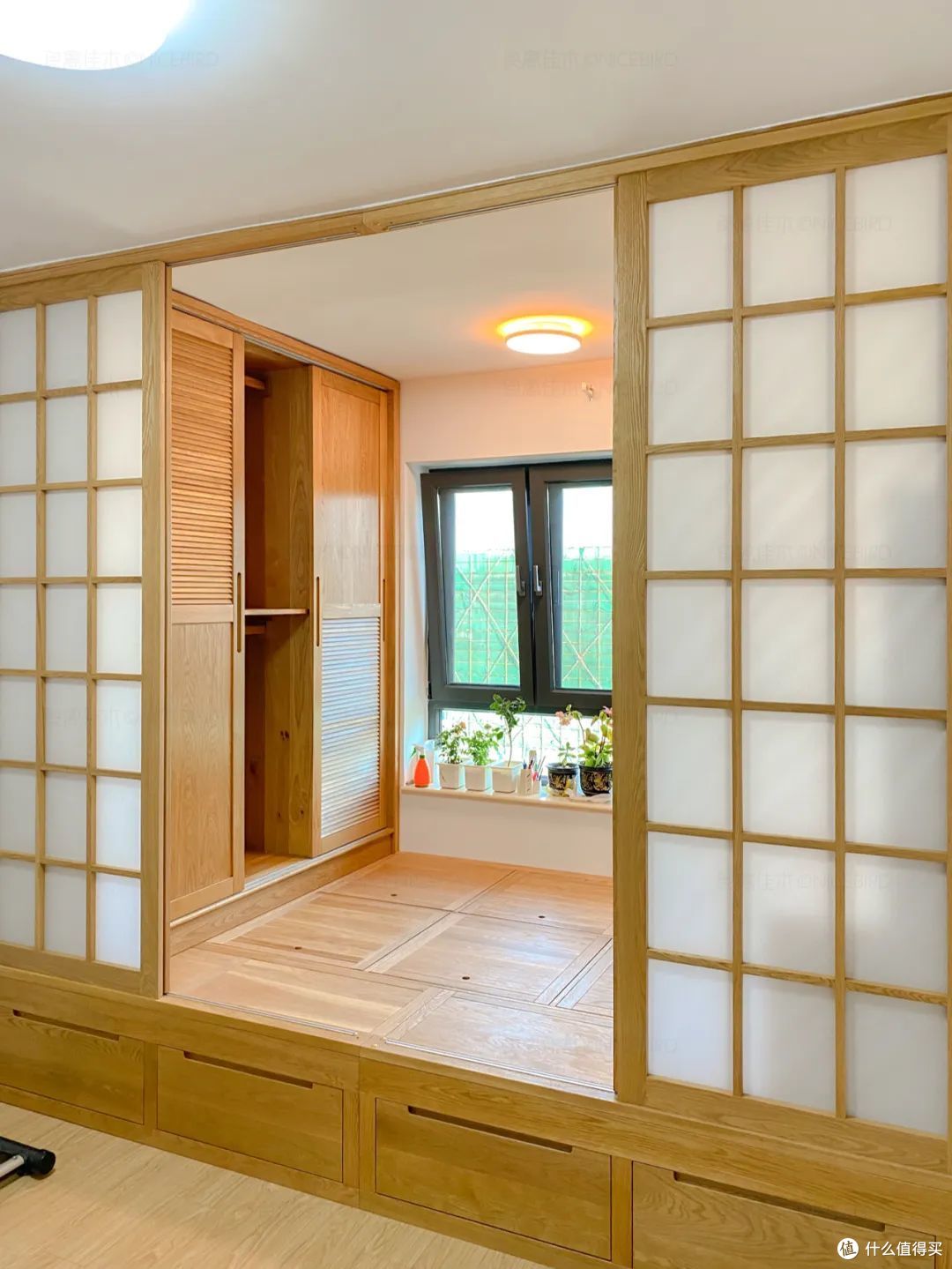 小户型卷王北京业主客厅造榻榻米两室一厅秒变大型亲子游乐场