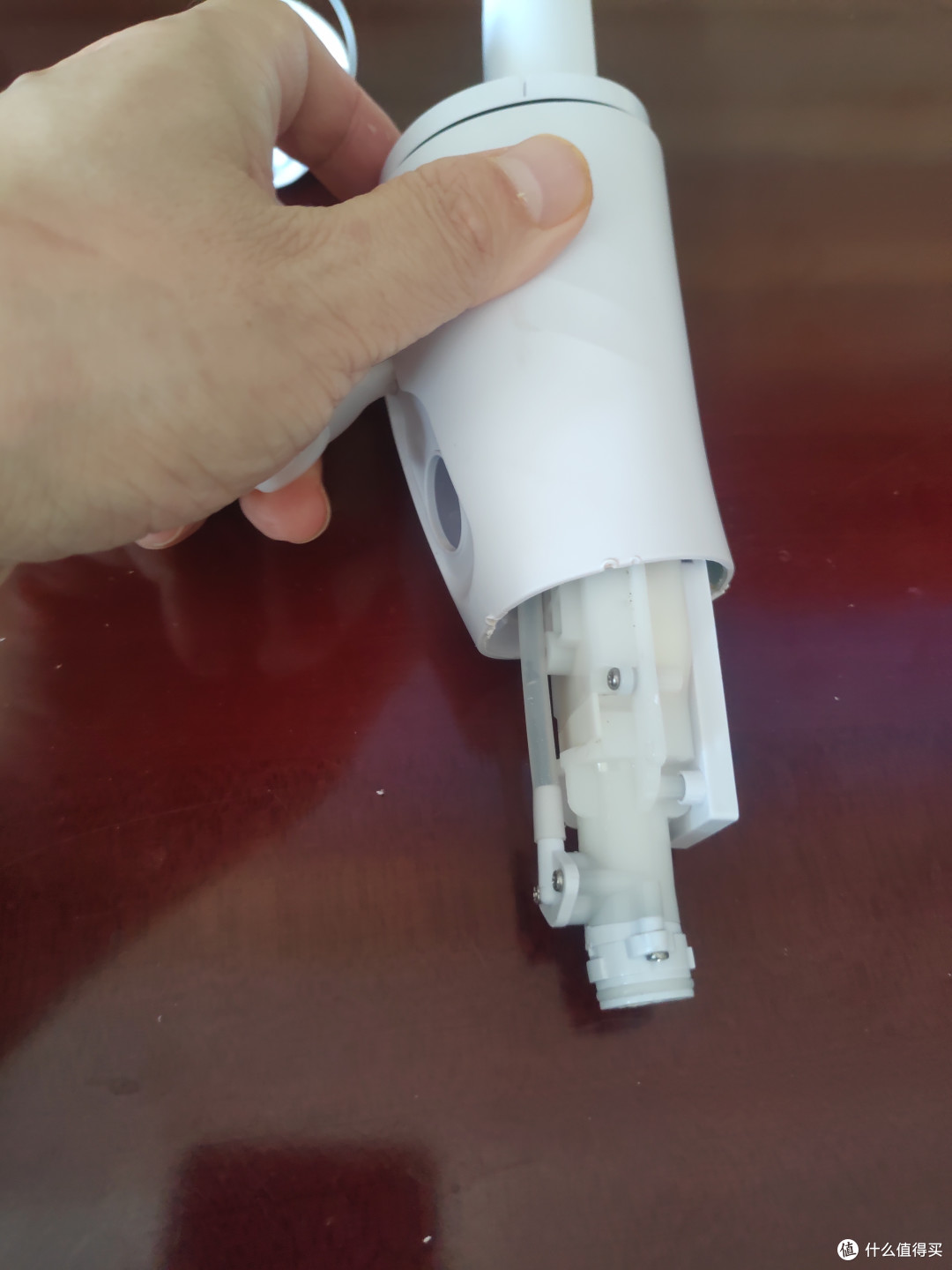 苏宁极物的白菜冲牙器拆解