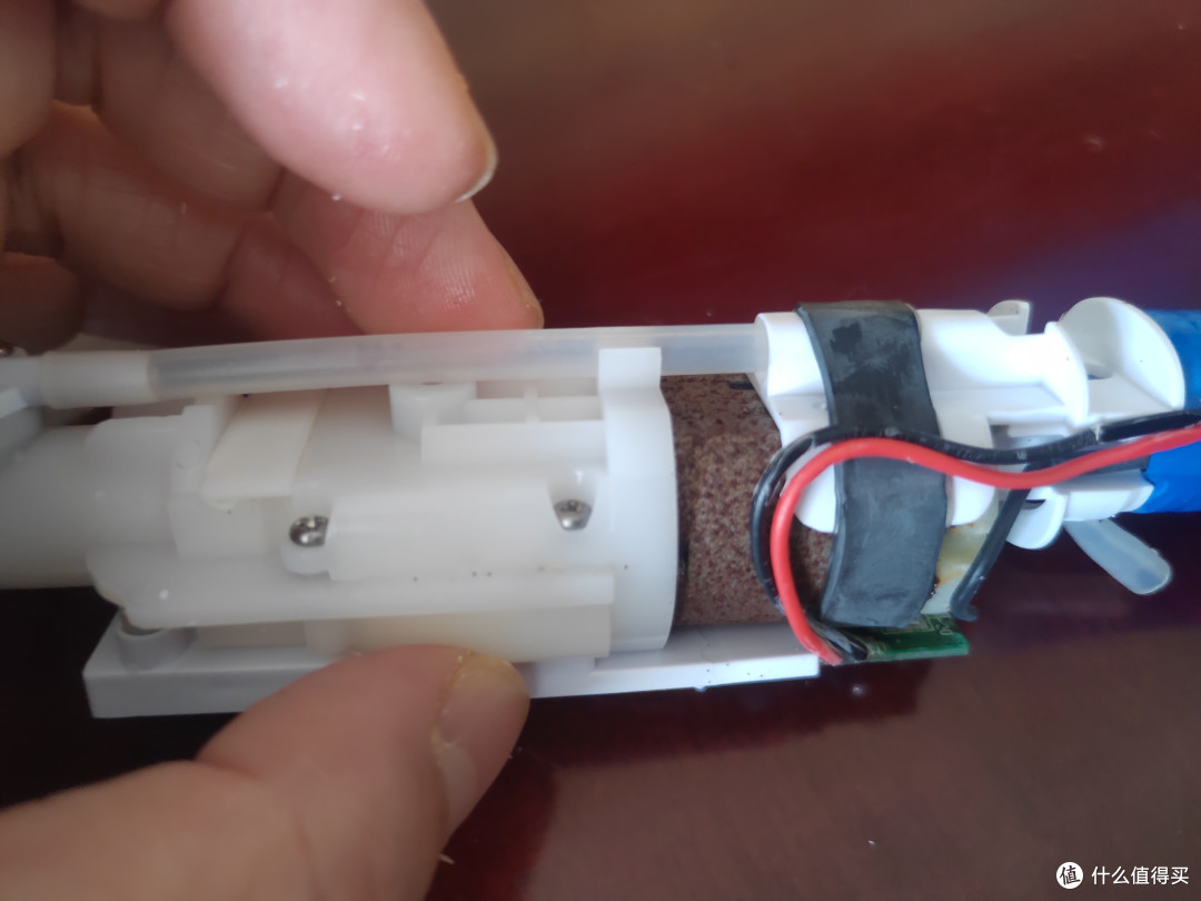 苏宁极物的白菜冲牙器拆解