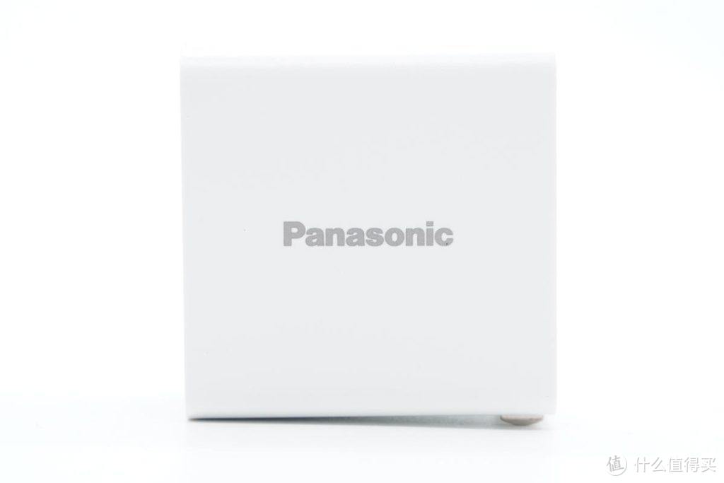 拆解报告：Panasonic松下电器30W 1A1C快充充电器