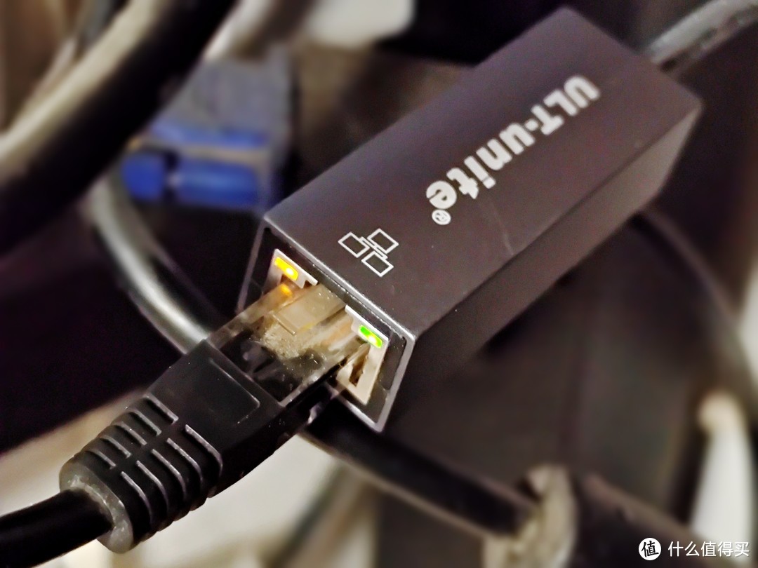 ULT-unite USB 转 2.5G 千兆网卡
