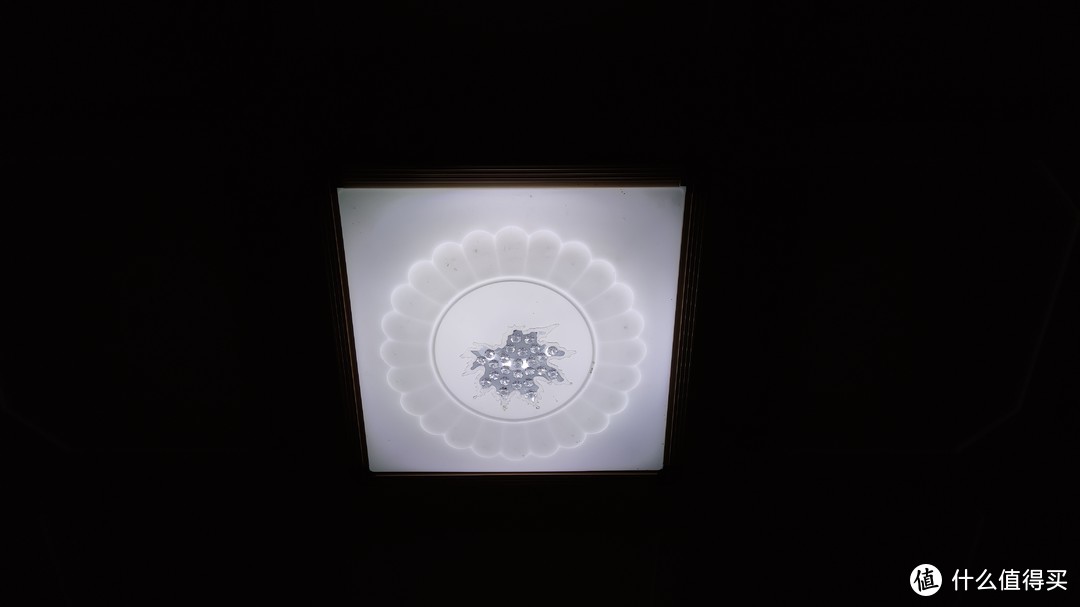雷士48瓦正白光LED灯盘安装和使用分享