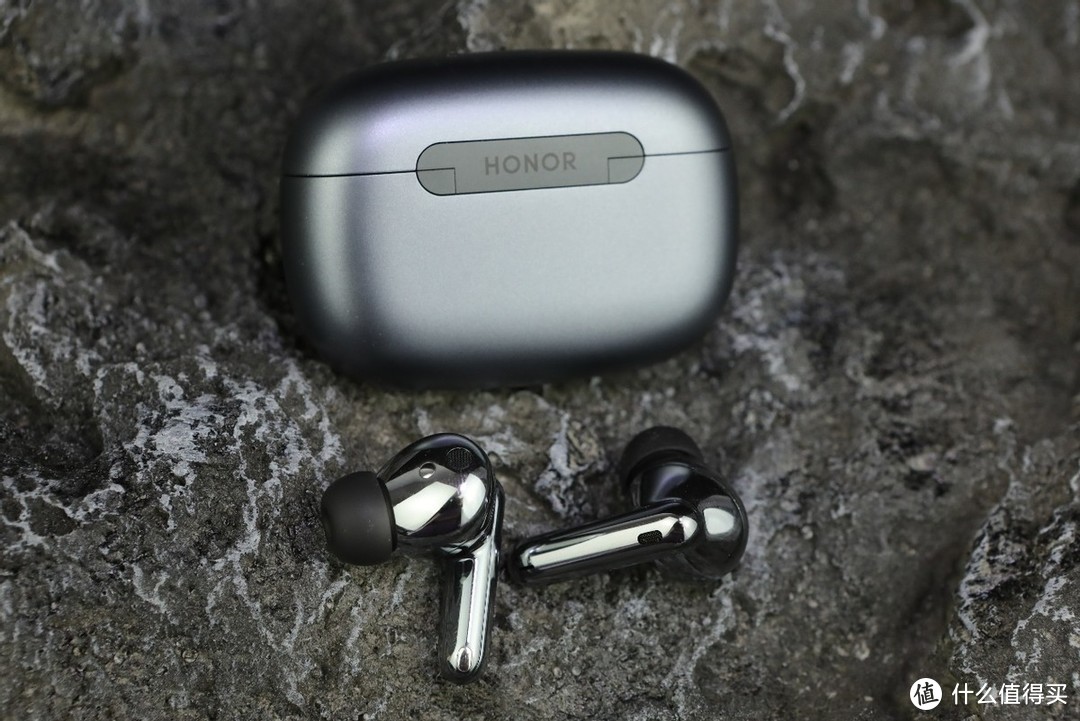能测温的耳机你见过吗？Earbuds 3 Pro智能测温降噪耳机