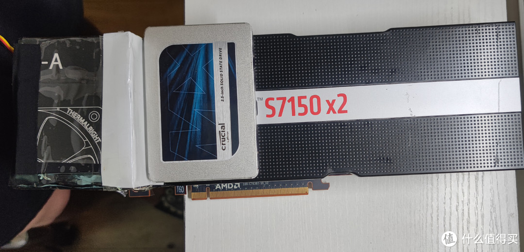 能拆分为32张虚拟显卡的AMD S7150X2
