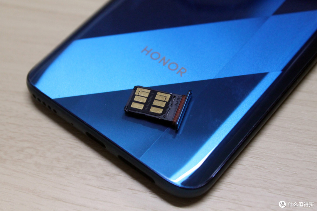 朗科np70nm存储卡华为荣耀手机的扩容神器