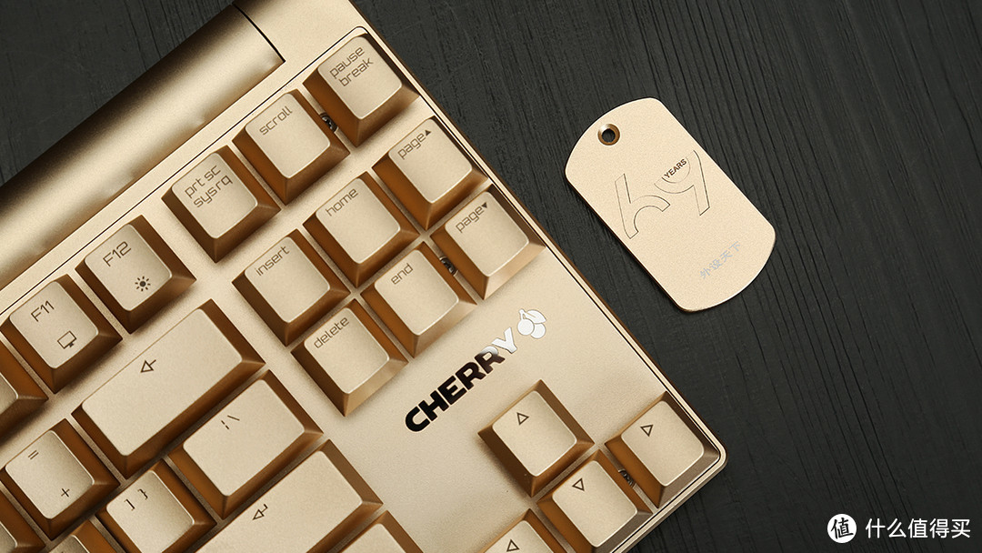 CHERRY MX8.0金色典藏版机械键盘简评：金色传说