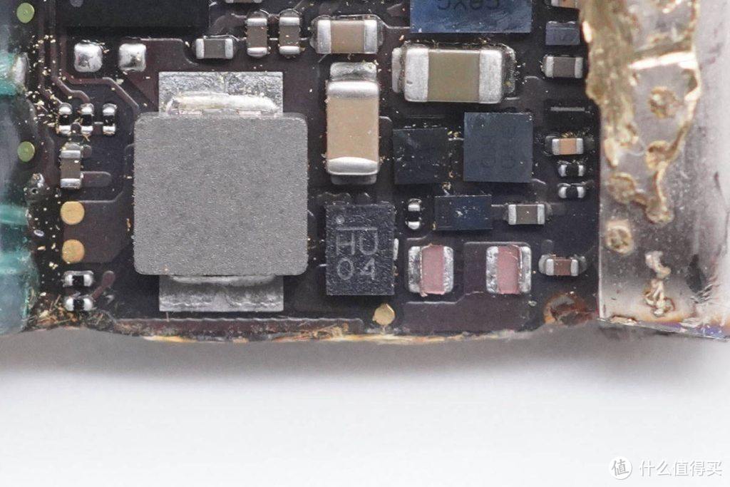 拆解报告：Apple苹果1.8米雷电4 Pro数据线A2734