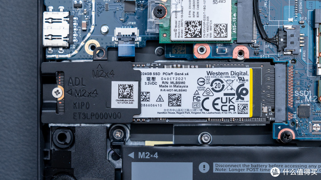 Dell 游匣 G15 2022 原装硬盘不够用？手把手教你升级 PCIe 4.0 固态硬盘及装机作业 