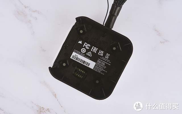 水冷散热器高颜值伙伴，美商海盗船iCUE ELITE LCD升级套件体验！