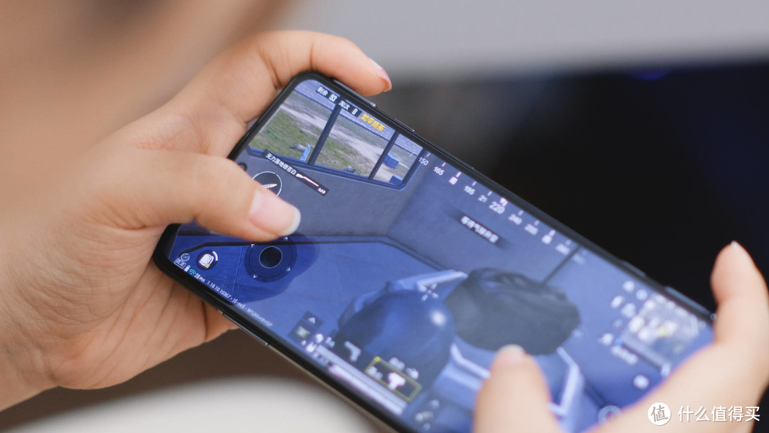 黑鲨5 Pro深度评测：顶级硬件加持下的游戏手机新选择