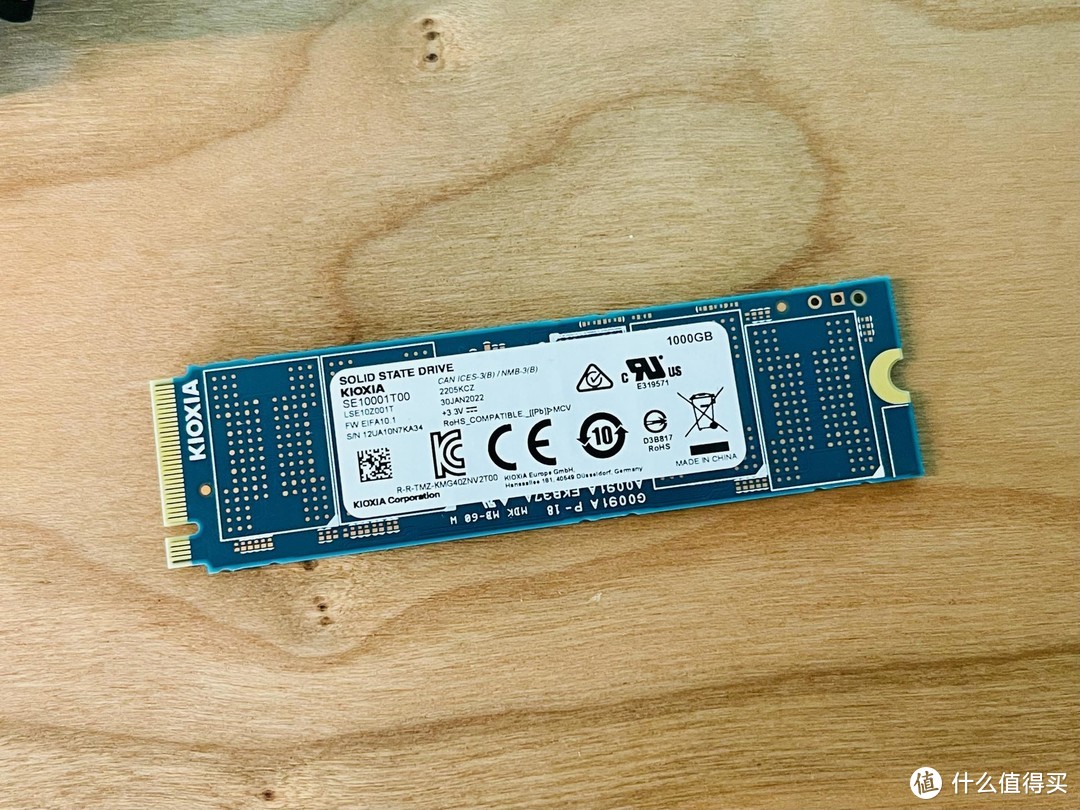 旗舰PCIe 4.0固态，一波三折的铠侠SE10体验记