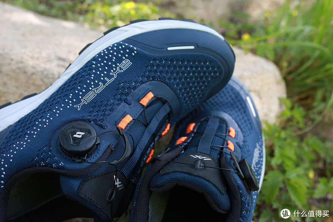 户外运动更舒心，天越防水飞织旋钮徒步鞋的新体验